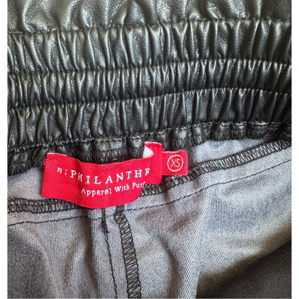 n:philanthropy Emma Vegan Leather Short in Black Cat - Picture 17 of 17